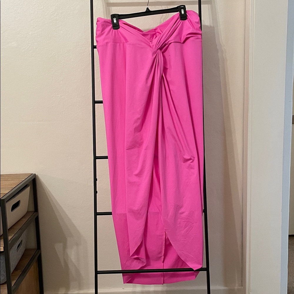 NWT SKIMS neon pink swim sarong